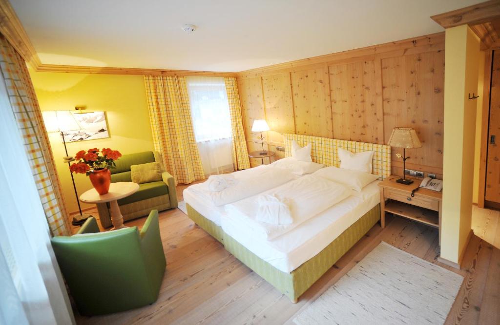 Thermal-Badhotel Kirchler Тукс Номер фото